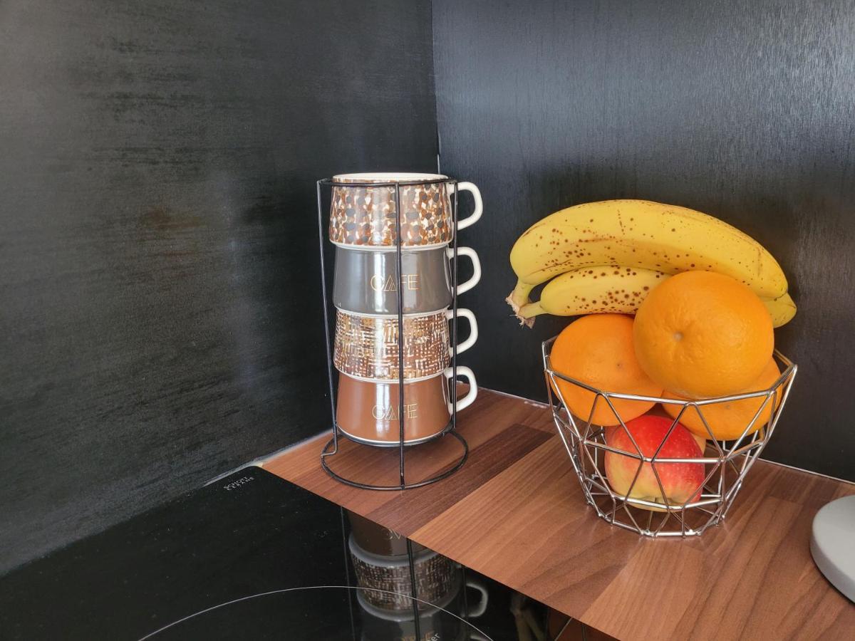 Le Palmier D'Azur - Frejus Cais - Wi-Fi Apartman Kültér fotó